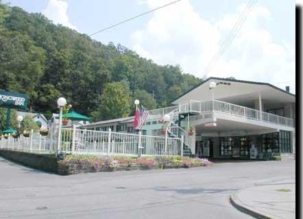 Kingwood Inn แกตลิงเบิร์ก ภายนอก รูปภาพ